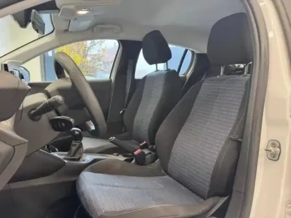 Photo 6 Peugeot 208  1.2 PureTech 75ch S&S Like
