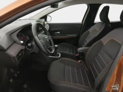 Photo 13 Dacia Sandero  1.0 ECO-G 100ch Stepway Confort -22
