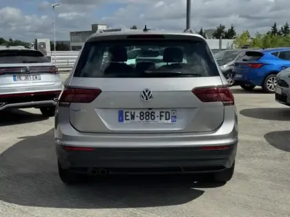 Photo 5 Volkswagen Tiguan  2.0 TDI 150ch Sound DSG7