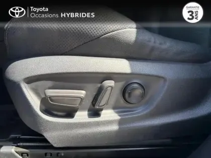 Photo 11 Toyota C-HR  122h Graphic 2WD E-CVT MY20