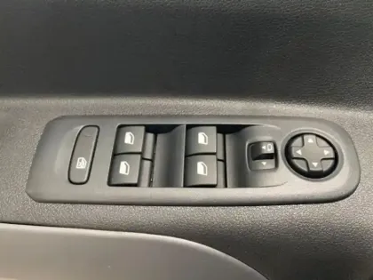 Photo 14 Toyota Proace  CITY Verso Medium 1.5 100 D-4D Design RC23