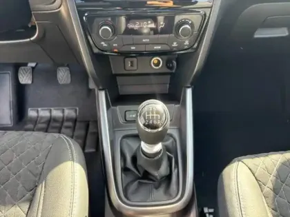 Photo 13 Suzuki Vitara  1.4 Boosterjet Hybrid 129ch Style