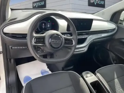 Photo 7 Fiat 500  e 118ch MY23