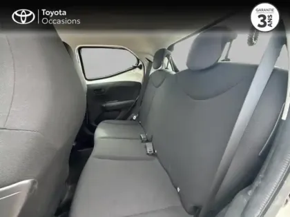 Photo 11 Toyota Aygo  1.0 VVT-i 72ch x-pro 5p