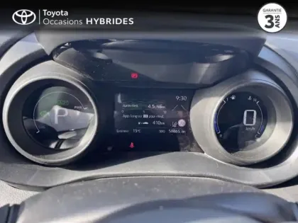 Photo 13 Toyota Yaris  Cross 116h Dynamic Business + Programme Beyond Zero Academy MY22
