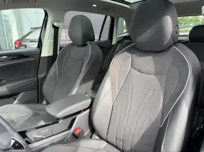 Photo 13 Volkswagen Tiguan  2.0 TDI 150ch Elegance DSG7