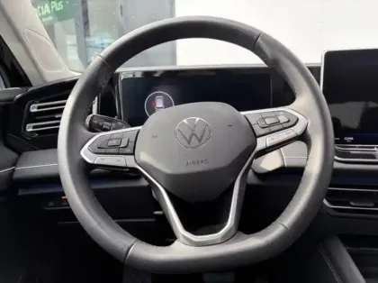 Photo 9 Volkswagen Tiguan  2.0 TDI 150ch Elegance DSG7