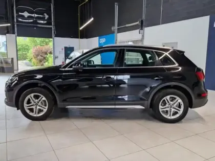 Photo 6 Audi Q5  50 TFSI e 299ch Business Executive quattro S tronic 7