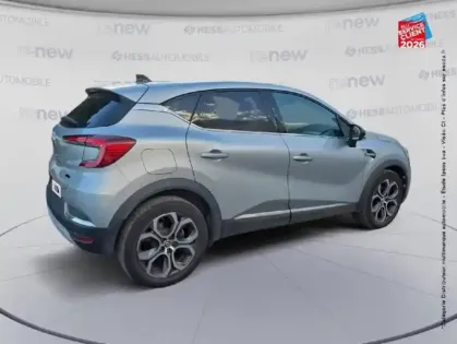 Photo 5 Renault Captur  1.6 E-Tech hybride rechargeable 160ch Techno
