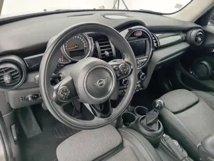 Photo 8 Mini Mini  5 Portes Cooper 136ch Edition Greenwich 115g