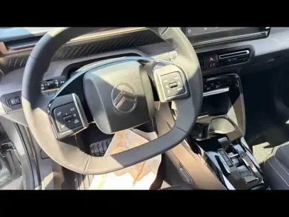 Photo 12 Citroën C3 Aircross  1.2 Hybride 145ch PLUS e-DCS6 7 places