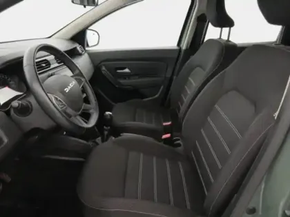 Photo 13 Dacia Duster  1.0 ECO-G 100ch Expression 4x2