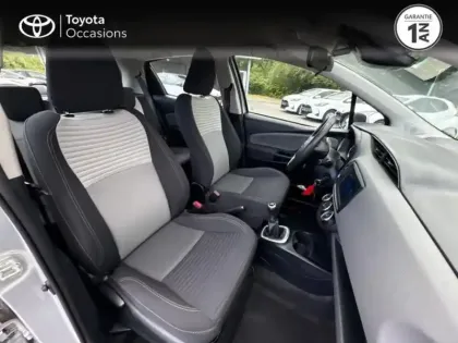 Photo 10 Toyota Yaris  70 VVT-i France Connect 5p RC19