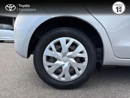 Photo 8 Toyota Yaris  70 VVT-i France Connect 5p RC19