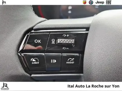 Photo 11 Alfa Romeo Junior  Elettrica 156ch 54kWh Sprint