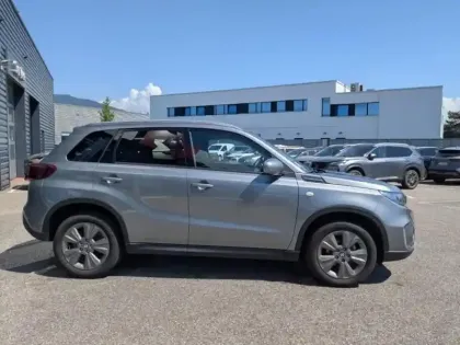 Photo 5 Suzuki Vitara  1.4 Boosterjet Hybrid 129ch Privilège