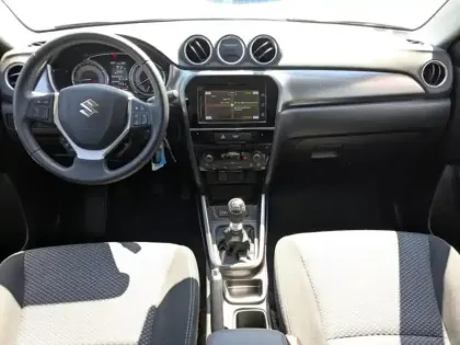 Photo 11 Suzuki Vitara  1.4 Boosterjet Hybrid 129ch Privilège