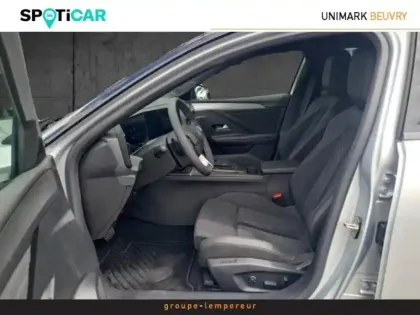 Photo 8 Opel Astra  1.2 Turbo Hybrid 145ch Ultimate e-DCT 6