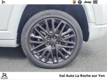 Photo 10 Jeep Compass  1.3 Turbo T4 240ch PHEV 4xe S AT6 eAWD