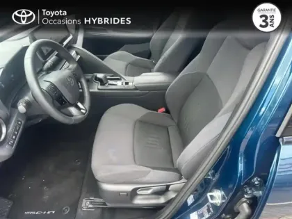 Photo 10 Toyota C-HR  2.0 Hybride Rechargeable 225ch Design NG23