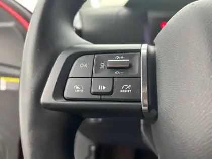 Photo 14 Citroën C4 e- 136 ch Automatique