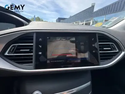 Photo 19 Peugeot 308  BlueHDi 130ch S&S EAT8