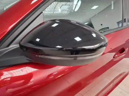 Photo 33 Peugeot 208  PureTech 100 S&S BVM6