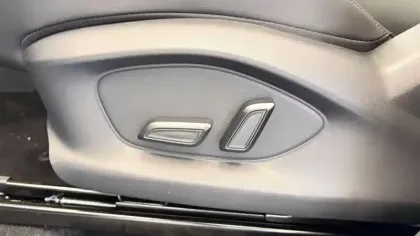 Photo 12 Mg ZS  1.5 L Hybrid+ 197 ch