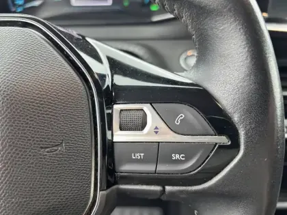 Photo 20 Peugeot 208  Electrique 50 kWh 136ch