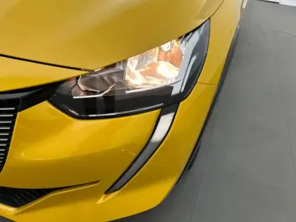 Photo 15 Peugeot 208  Electrique 50 kWh 136ch
