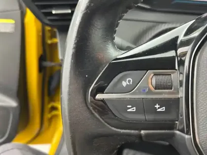 Photo 19 Peugeot 208  Electrique 50 kWh 136ch