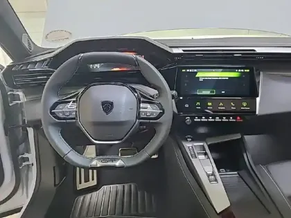 Photo 7 Peugeot 408  Hybrid 145 e-DCS6