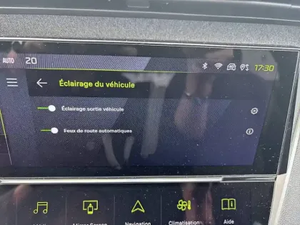 Photo 18 Peugeot 308  Hybrid 136 e-DCS6