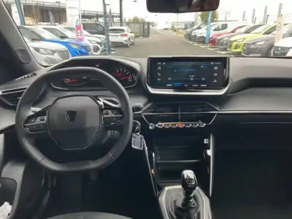 Photo 32 Peugeot 2008  100 S&S BVM6