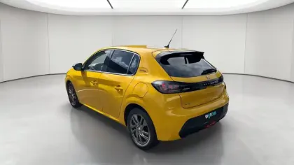 Photo 57 Peugeot 208  PureTech 75 S&S BVM5