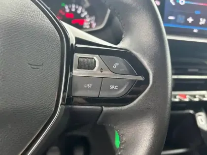 Photo 40 Peugeot 208  PureTech 75 S&S BVM5
