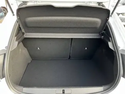 Photo 35 Peugeot 208  Hybrid 100 e-DCS6