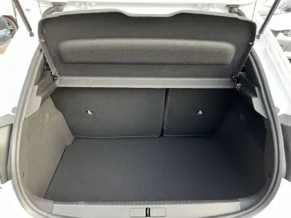 Photo 11 Peugeot 208  Hybrid 100 e-DCS6