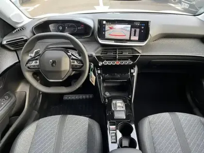 Photo 73 Peugeot 208  Hybrid 100 e-DCS6