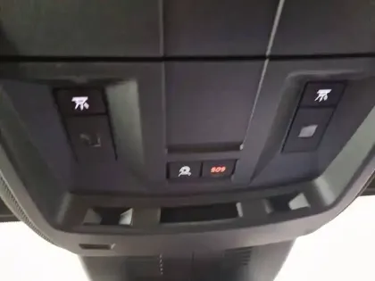 Photo 22 Peugeot 3008  Hybrid 145 e-DCS6
