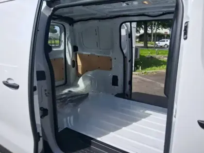 Photo 19 Peugeot Expert E- FGN M 136 CH 75 KWH