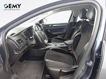 Photo 29 Renault Megane Mégane IV Berline dCi 165 Energy EDC