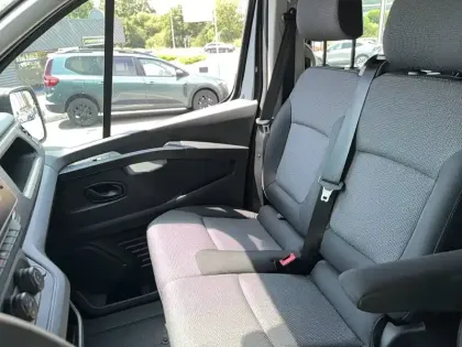 Photo 15 Renault Trafic  CA BLUE DCI 170 L2H1 3T AUTO