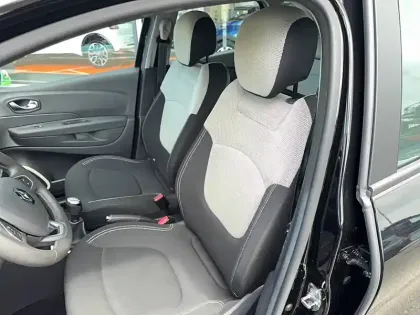 Photo 8 Renault Captur  TCe 90