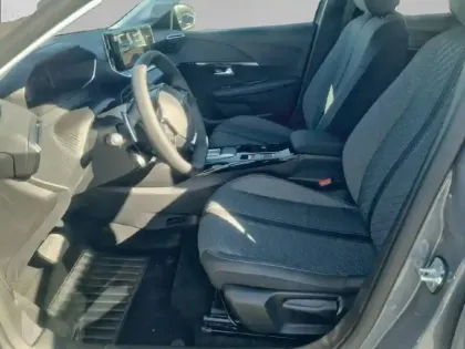 Photo 10 Peugeot 208  Hybrid 110 e-DCS6