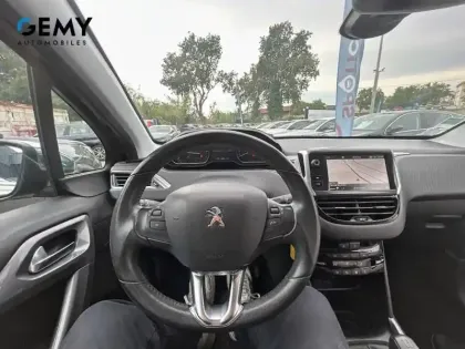 Photo 19 Peugeot 2008  PureTech 82ch BVM5