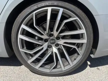 Photo 17 Audi A4 RS4 Avant V6 2.9 TFSI 450 ch Tiptronic 8 Quattro