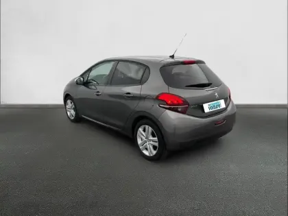 Photo 6 Peugeot 208  PureTech 82ch S&S BVM5