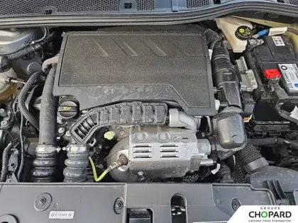 Photo 25 Peugeot 208  PureTech 100 S&S BVM6