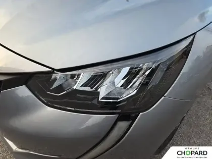 Photo 26 Peugeot 208  PureTech 100 S&S BVM6